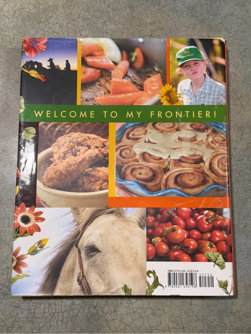 The Pioneer Woman Cookbook - Orange and Green Floral Cover